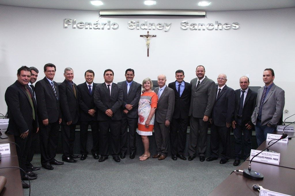 Sessão marca abertura do ano legislativo em Nova Andradina 