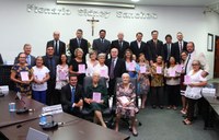 Sessão Solene marca homenagem ao Dia das Mães