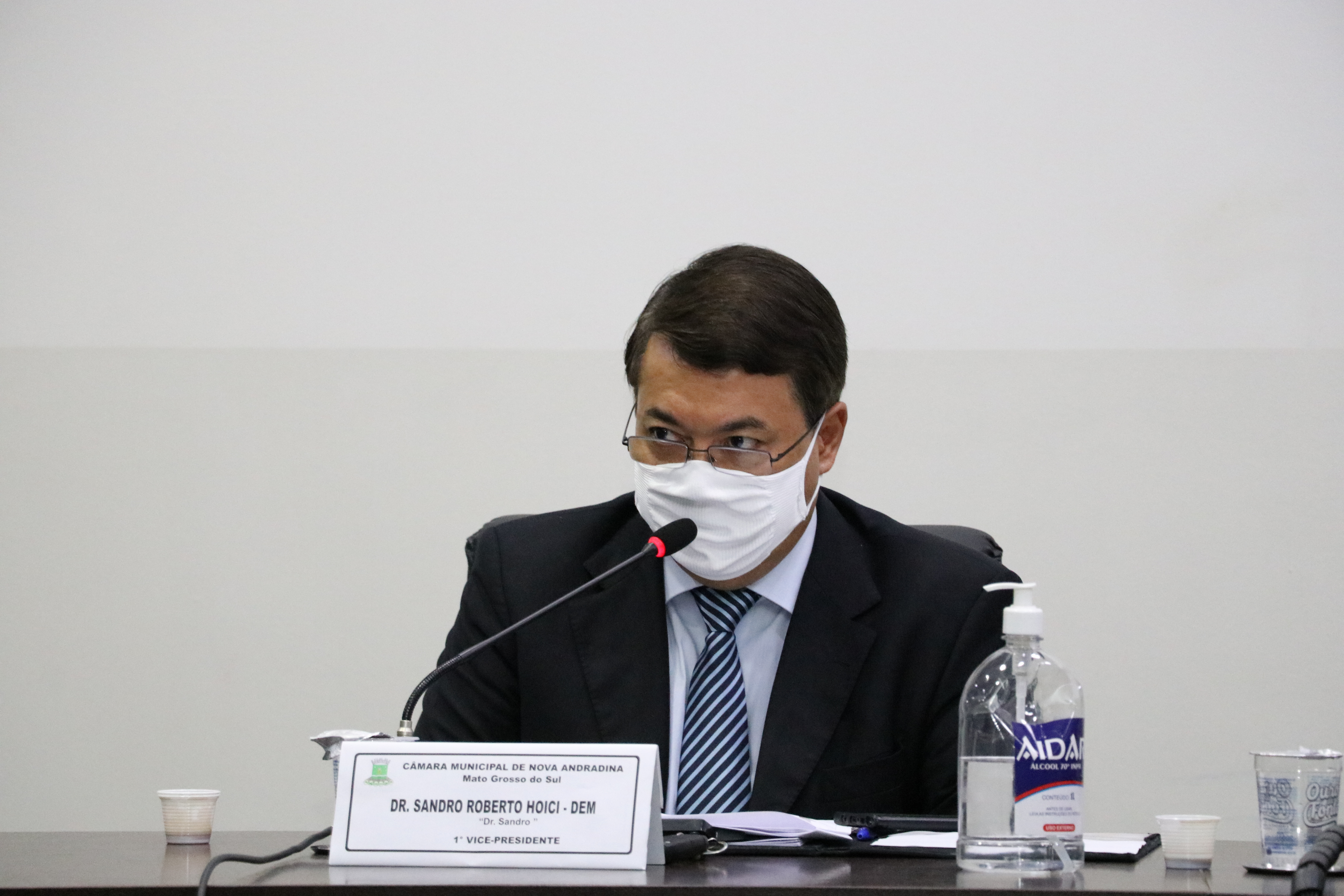 Substituição de papel por meios eletrônicos e travessia de veículos é destaque em sessão da Câmara 