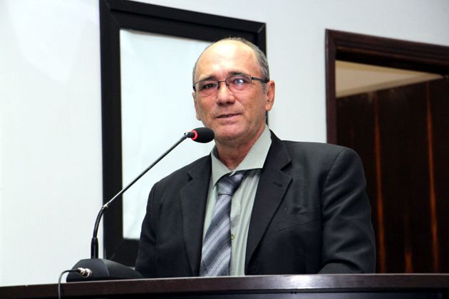 Tolotti cobra assistência técnica para o Assentamento Santa Olga