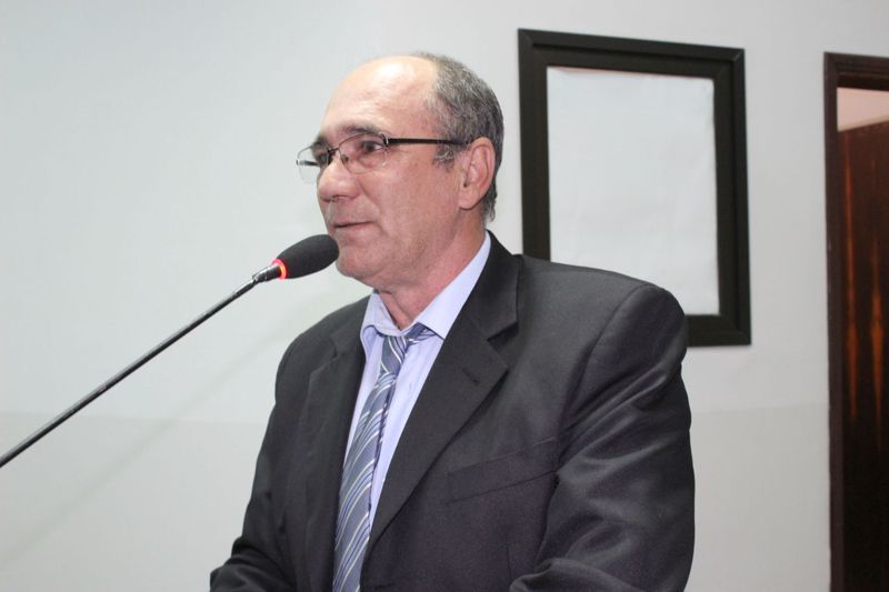 Tolotti reivindica construção de quadra de areia na comunidade Canaã