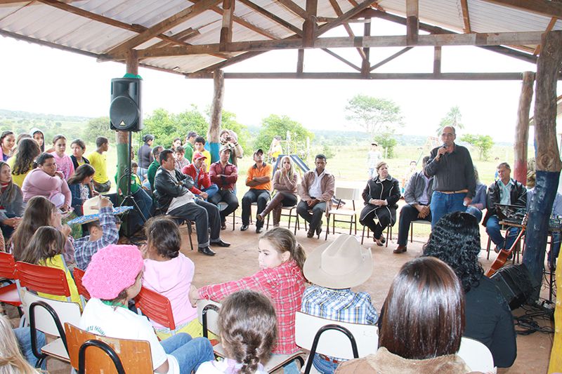 Tolotti representa Câmara em inauguração da Casa Digital do Assentamento Teijin