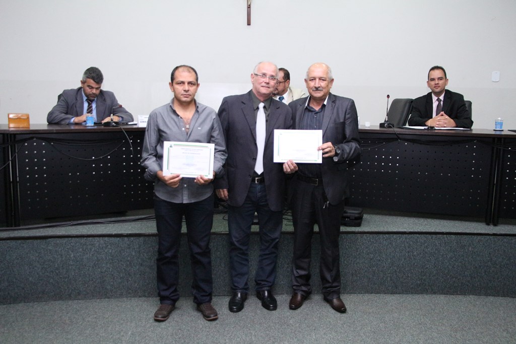 Trajetórias de narrador e repórter esportivo são destacadas em moção 