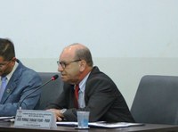 Valmirá cobra psiquiatra para o CAPS