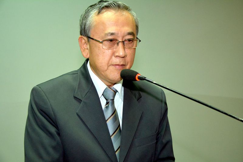 Valter pleiteia recuperação imediata de estrada