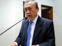 Valter solicita rede de esgoto em ruas de Nova Andradina