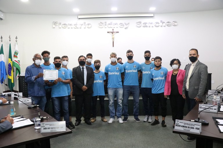 Vencedores da Copa Cidade Sorriso são homenageados na Câmara