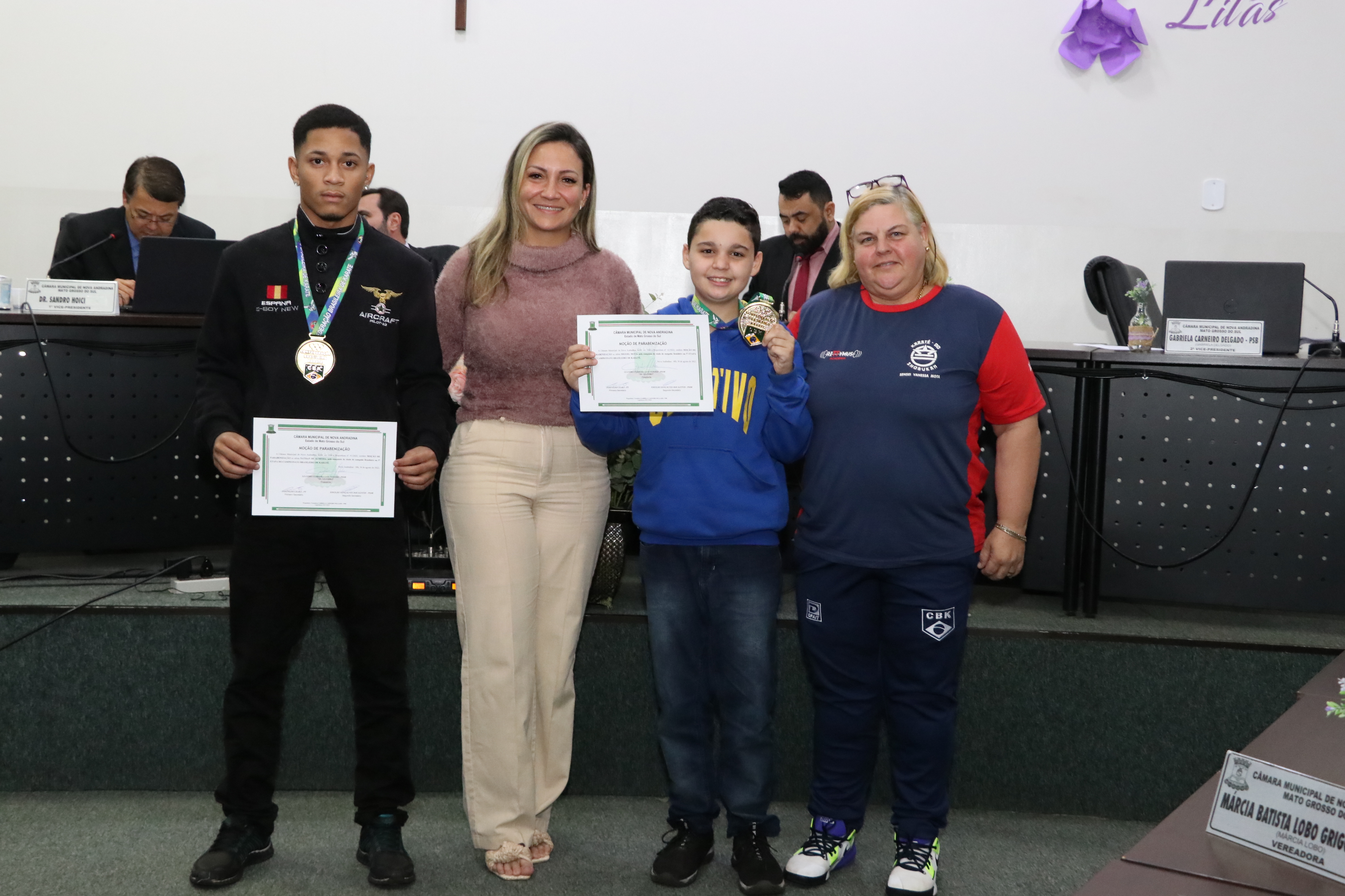 Vencedores do Campeonato Brasileiro de Karatê são homenageados na Câmara