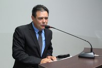 Vereador articula serviços públicos para bairros rurais e assentamentos