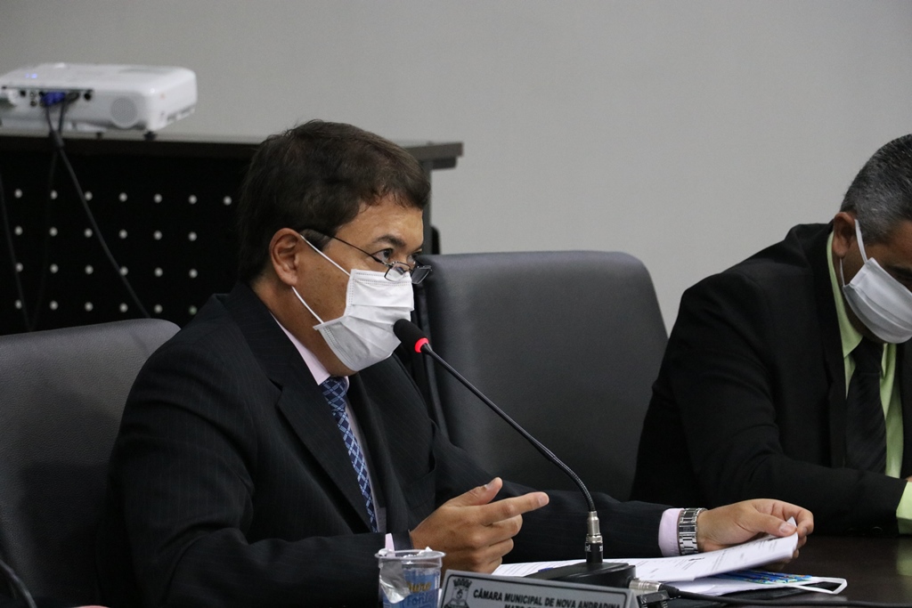 Vereador cobra ordenamento do trânsito na Avenida Ivinhema 