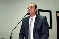 Vereador Marião solicita abertura de bueiro para escoamento de água no bairro São Vicente