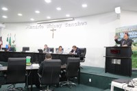 Vereador propõe inovação na saúde com telemedicina e mais segurança no trânsito