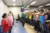 Vereador Robertinho participa de cerimônia militar de Dispensa de Incorporação