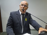 Vereador Robertinho quer nova pintura para o “Andradão”