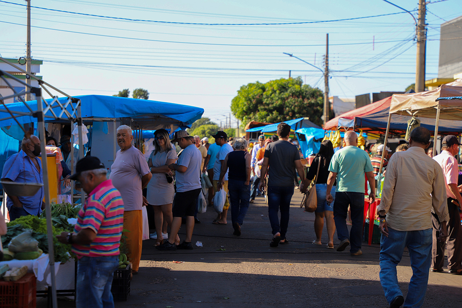 Vereador sugere ações para organizar e garantir segurança na feira livre 