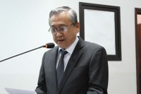 Vereador Valter propõe serviços de manutenção em avenidas