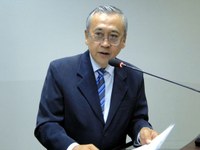 Vereador Valter sugere arborização em canteiro central