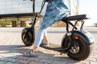 Vereadora pede detalhamento das ações educativas e de fiscalização com relação ao uso de bicicletas elétricas