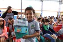 Vereadora propõe entrega antecipada de kits escolares para evitar atrasos e desperdícios Vereadora propõe entrega antecipada de kits escolares para evitar atrasos e desperdícios