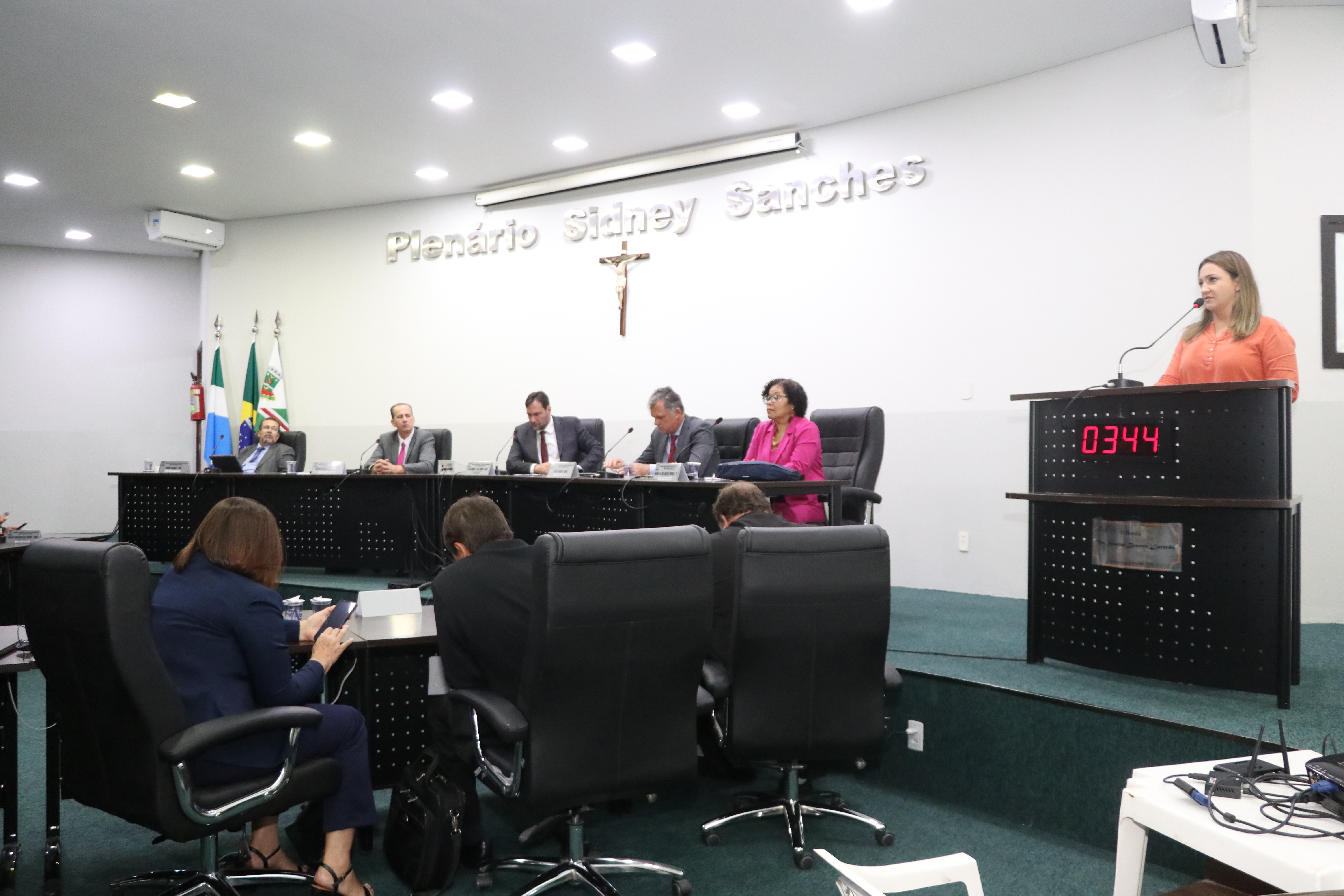 Vereadora propõe instalação de banheiros químicos para feirantes em Nova Casa Verde