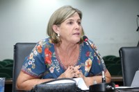 Vereadora reitera pedido por melhorias no Laboratório Municipal 