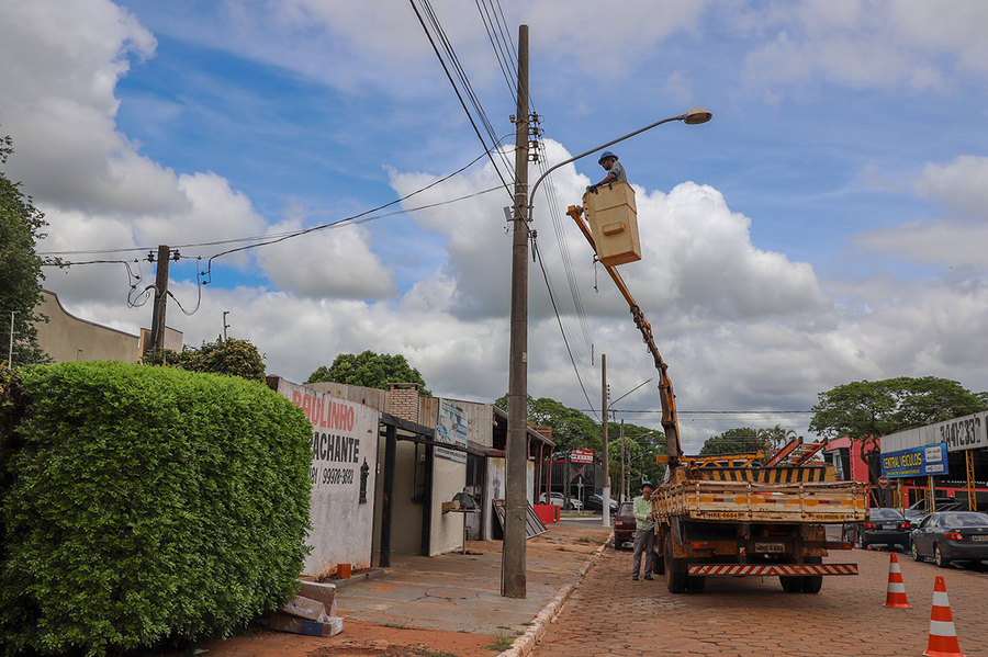 Vereadores indicam melhorias para sinalização viária e iluminação pública