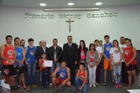 Vereadores prestam homenagem à Escola Valadares de Kung Fu