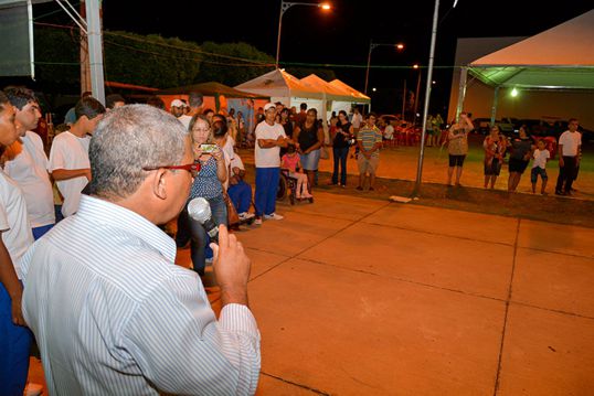 Vereadores prestigiam abertura da Feira de Flores e Mudas da Apae
