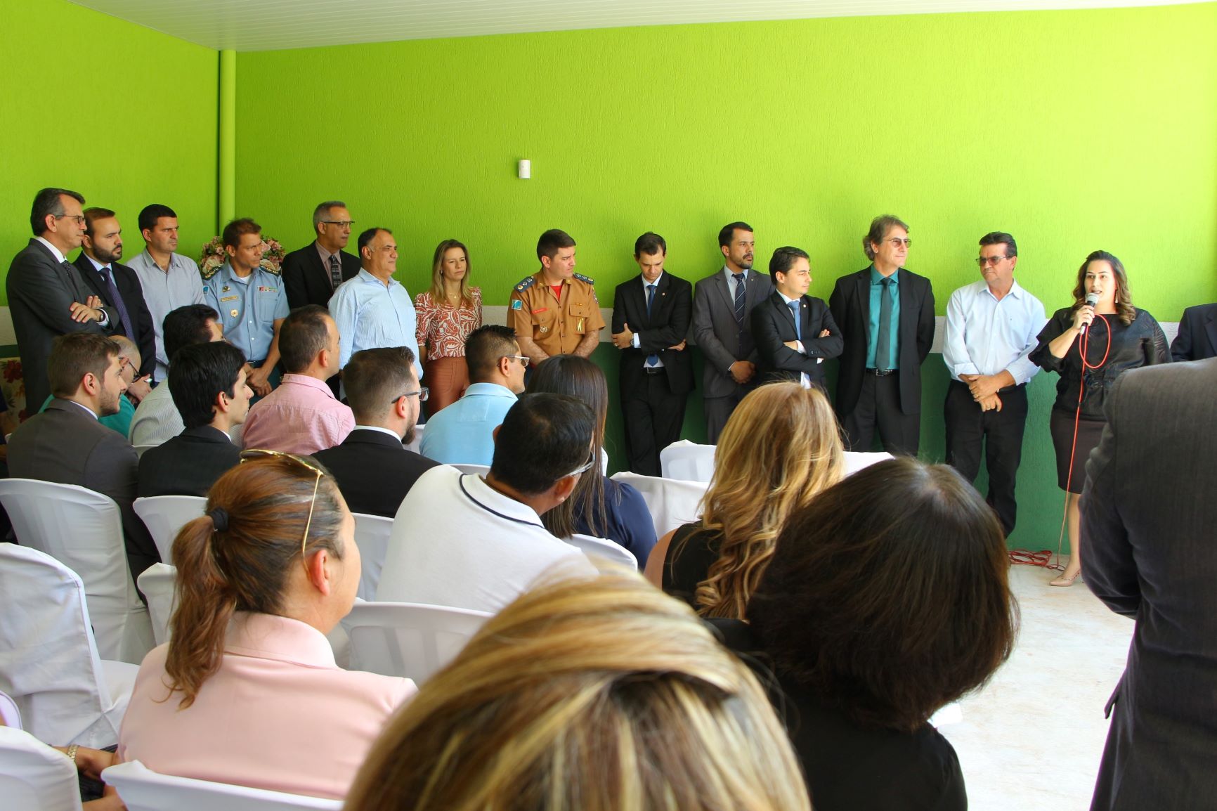 Vereadores prestigiam reinauguração da Delegacia da Mulher