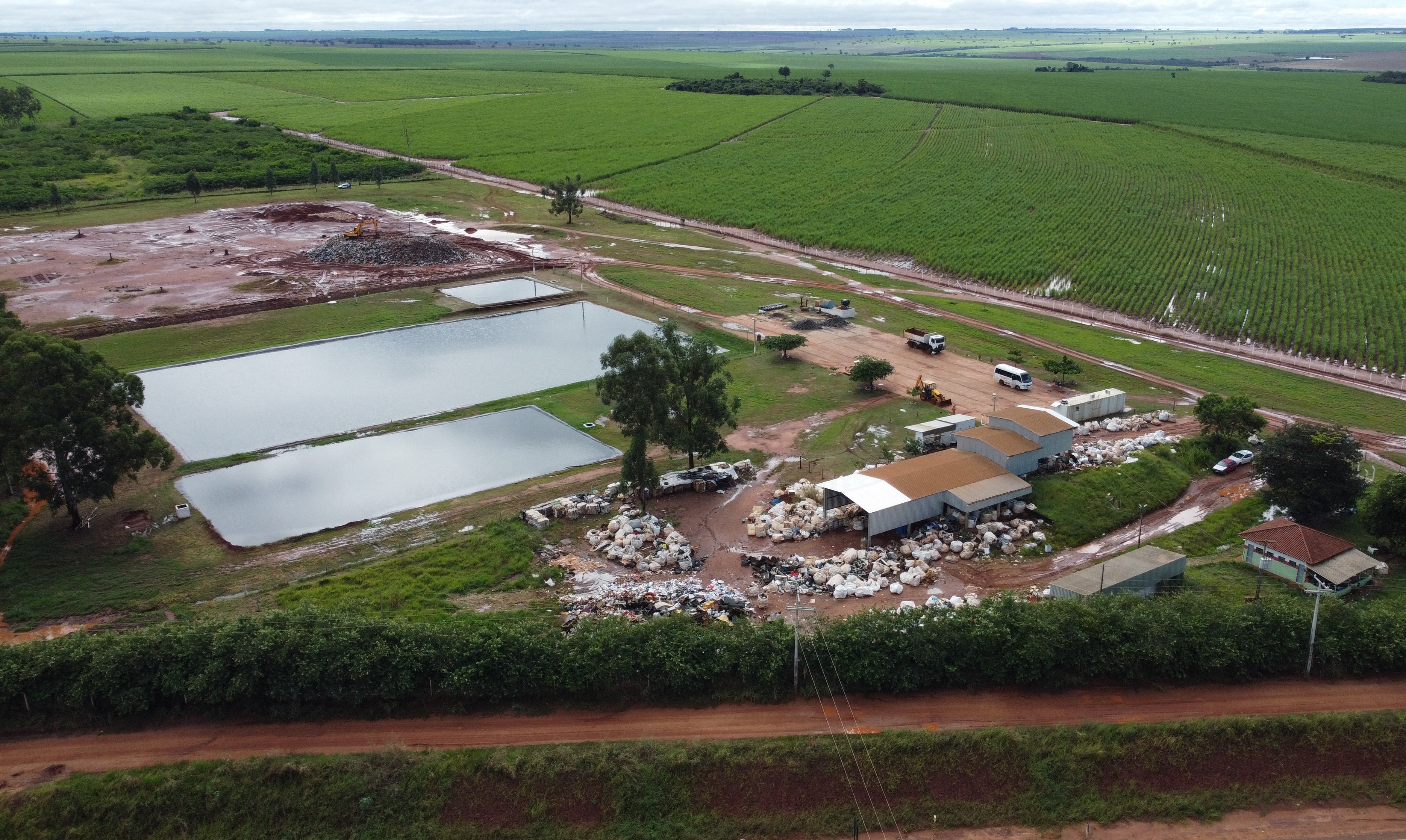 Vereadores requerem acesso a documentos e contrato entre Prefeitura de Nova Andradina e Transresíduos