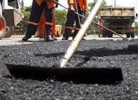 Vereadores Valter e Tolotti indicam tapa-buracos na rua São Vicente de Paula