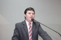 Vicente apoia movimento “Cacheadas de Nova Andradina”