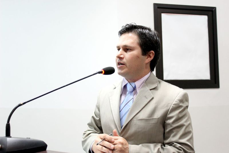 Vicente Lichoti defende implantação de ciclovia na Rua Espírito Santo