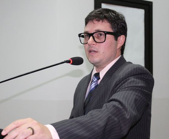 Vicente quer participação de vereadores nas discussões da regularização fundiária dos imóveis de Casa Verde