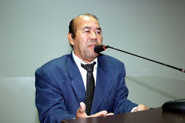 Zé Bugre propõe ação social para emissão de título de eleitor 