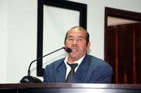 Zé Bugre reivindica instalação de parque infantil em escola da Gleba Angico